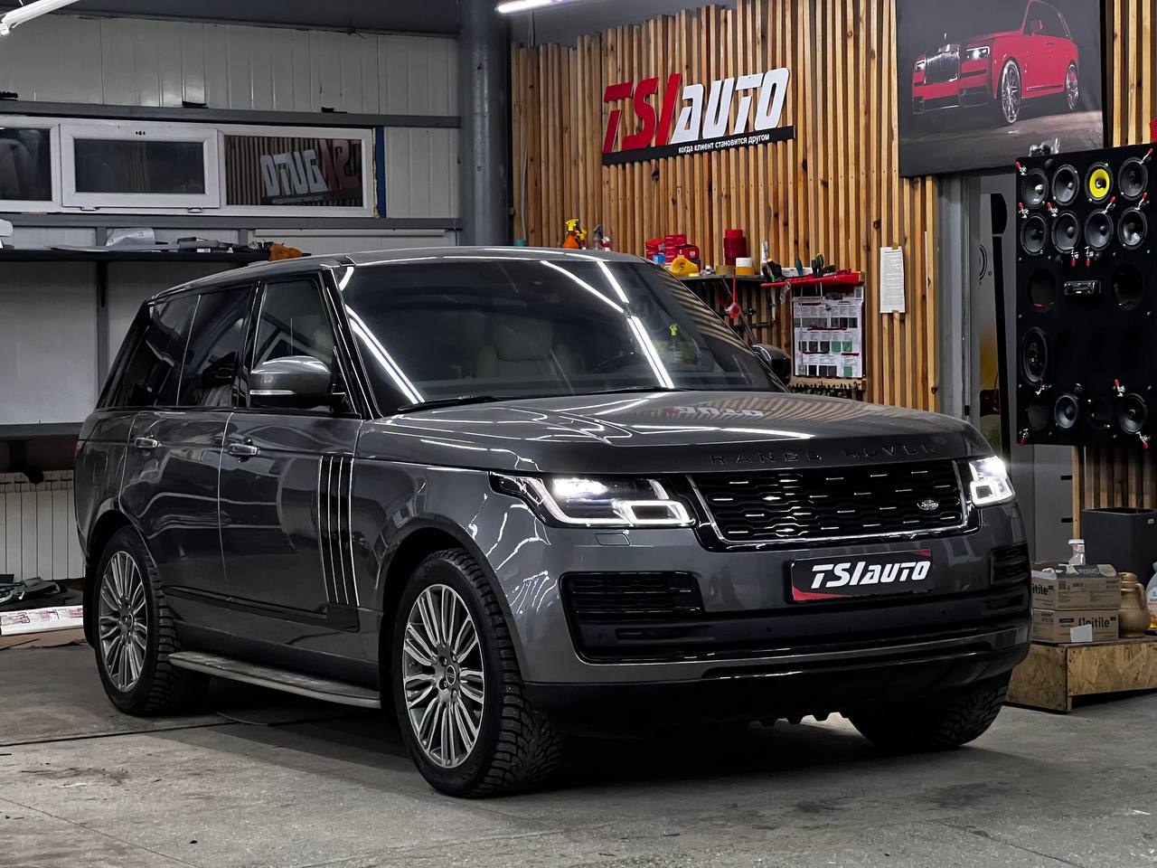 Шумоизоляция Range Rover в Туле